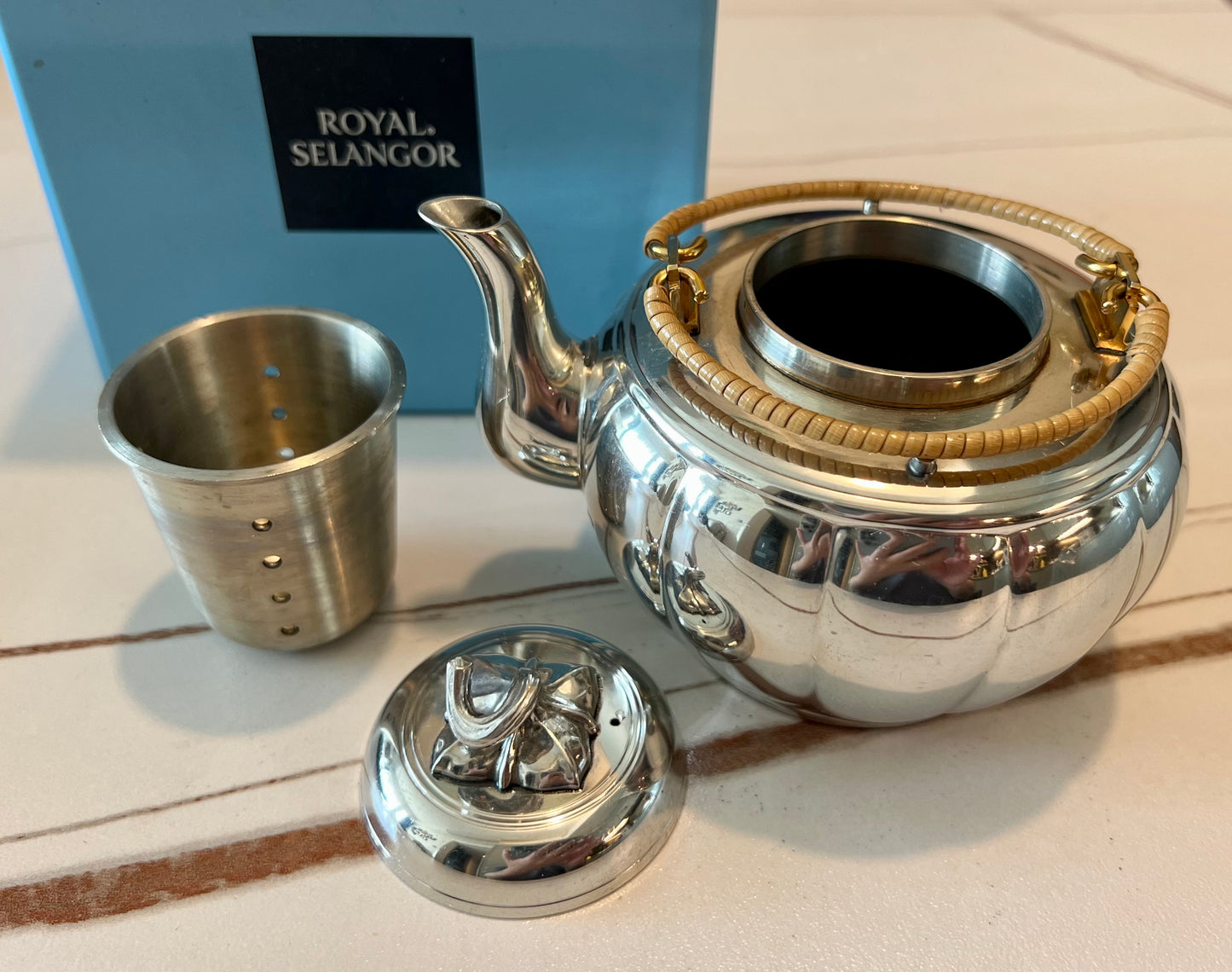 Pewter Melon-shaped Teapot by Royal Selangor